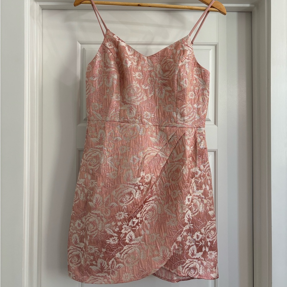 Lulus pink dress nwt